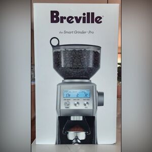 New Breville Smart Grinder Pro. Never used or taken out of box.